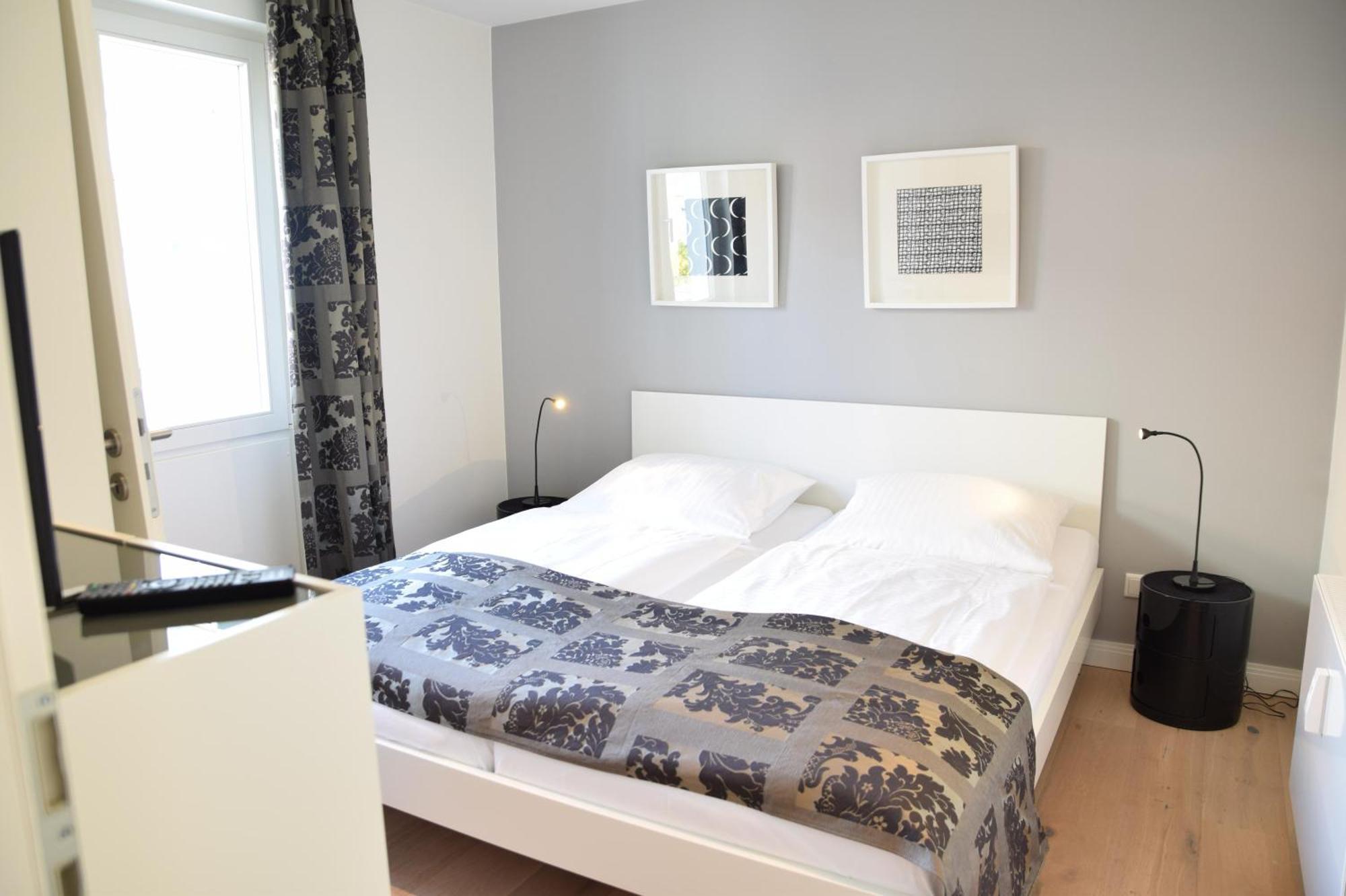 Bomhoffstr. 22a, W4, Blue Water Apartment
